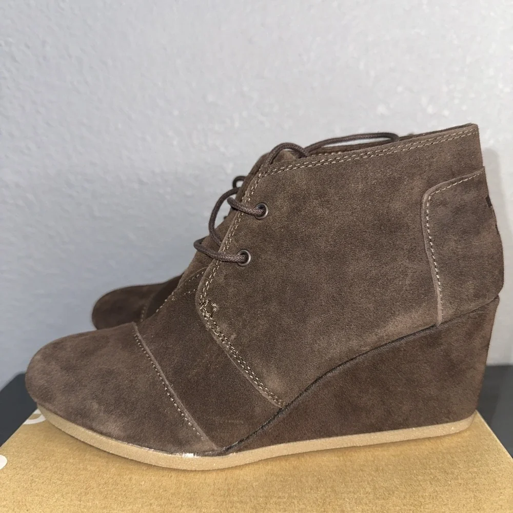 Toms Desert Wedge Womens Sz 9.5 Brown‎ Classic Walking Outdoor Suede Ankle Boots